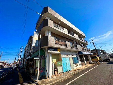 新倉マンション外観写真