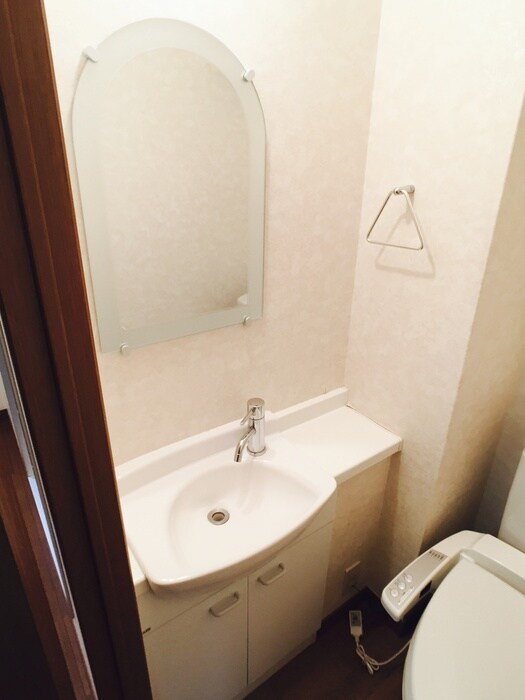 物件内観写真13　(洗面)