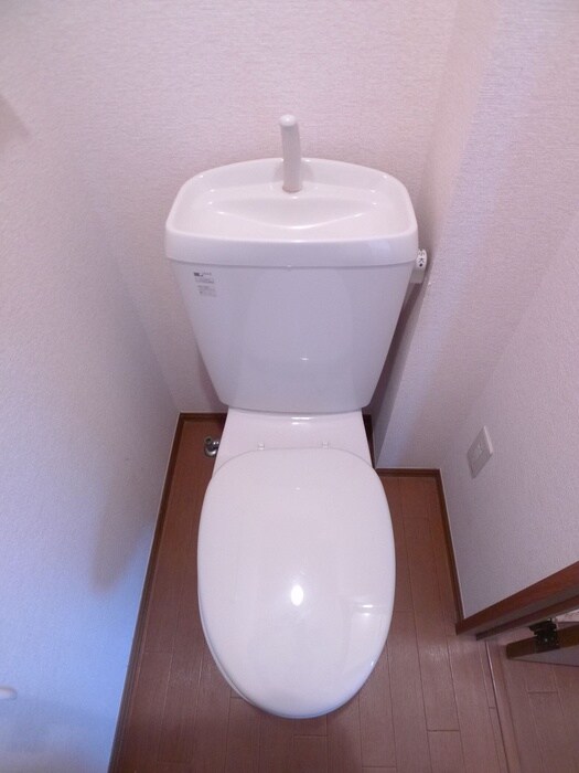 物件内観写真13　(トイレ)