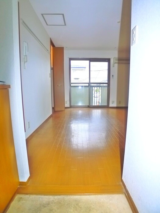 物件内観写真17　(玄関)