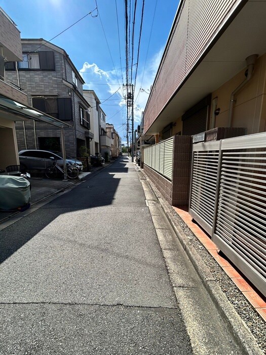 物件外観写真4　(周辺環境)