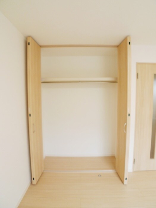 物件内観写真13　(収納)