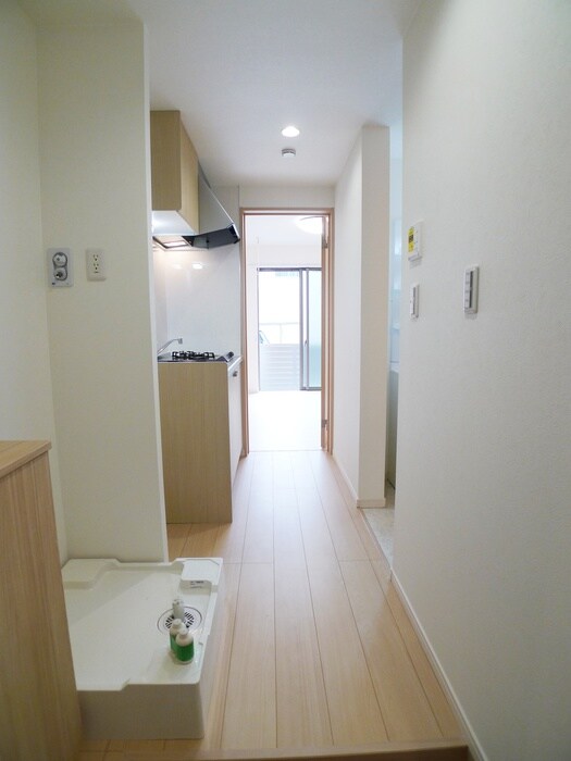 物件内観写真19　(廊下)