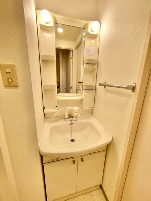 物件内観写真13　(洗面)