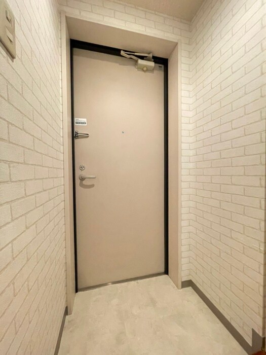 物件内観写真15　(玄関)