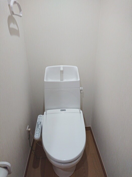 物件内観写真14　(トイレ)