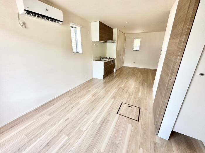 物件内観写真8　(居室)