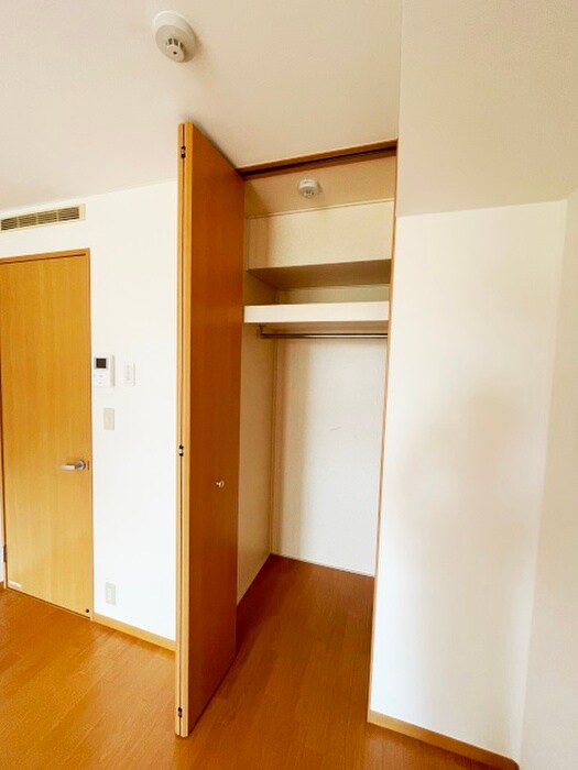 物件内観写真11　(収納)