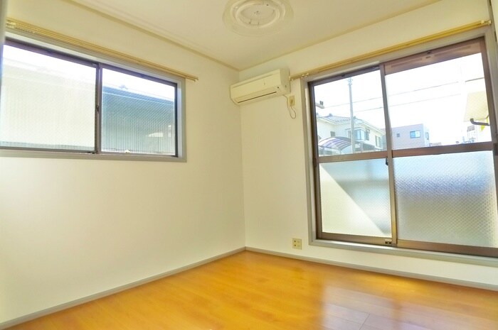 物件内観写真9　(居室)