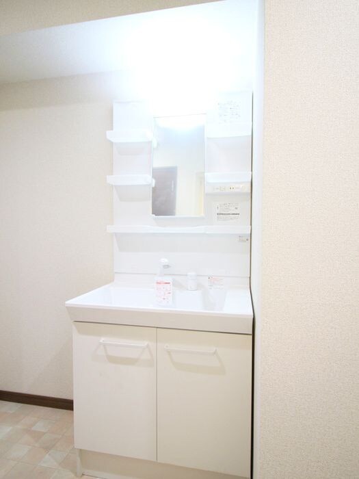 物件内観写真10　(洗面)