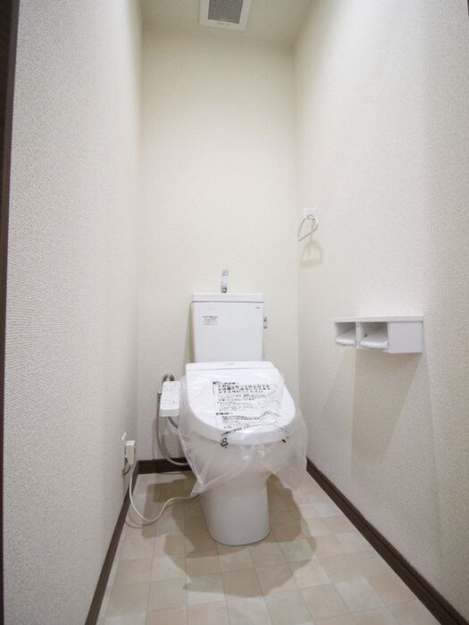 物件内観写真12　(トイレ)