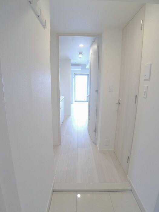 物件内観写真8　(廊下)
