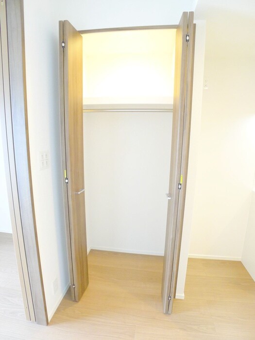 物件内観写真11　(収納)