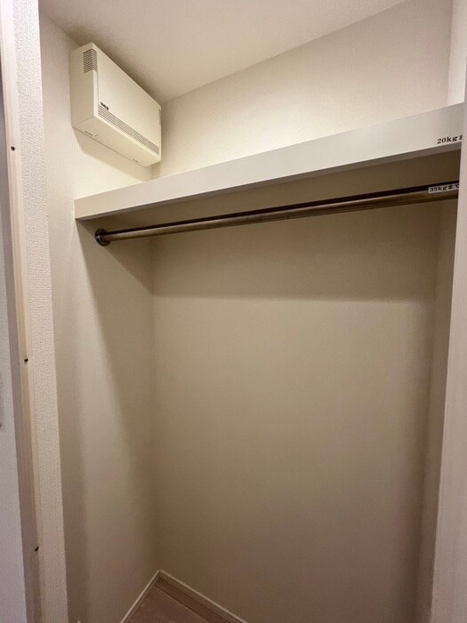 物件内観写真16　(収納)