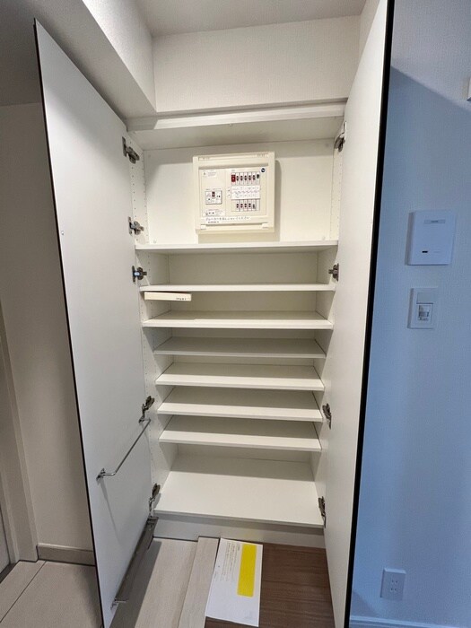 物件内観写真18　(靴箱)