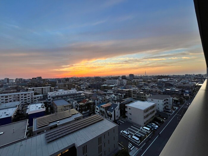 物件内観写真20　(室内からの展望)