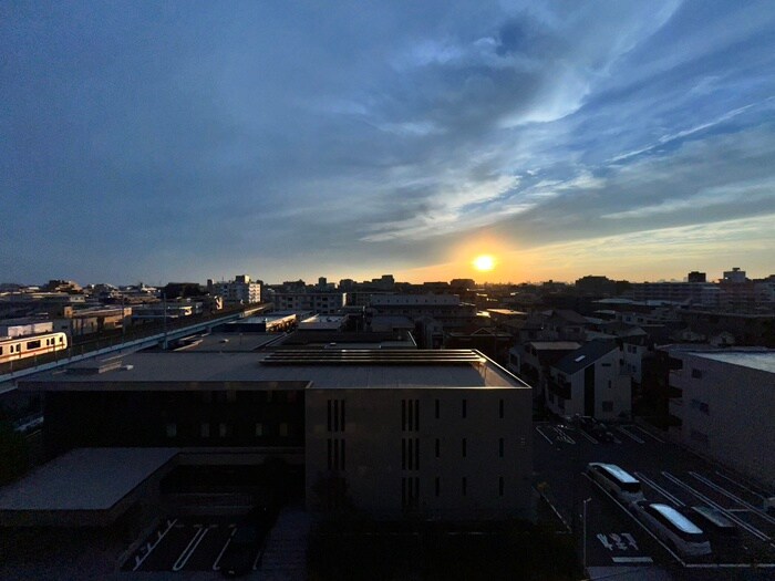 物件内観写真20　(室内からの展望)