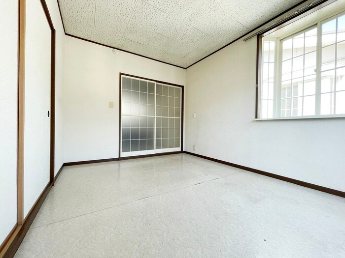 物件内観写真9　(居室)