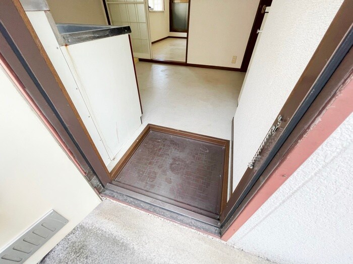 物件内観写真22　(玄関)
