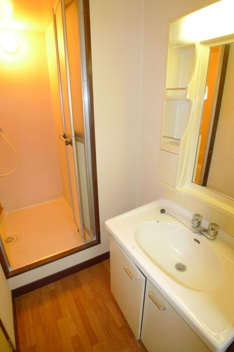 物件内観写真4　(洗面)