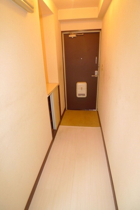 物件内観写真11　(廊下)