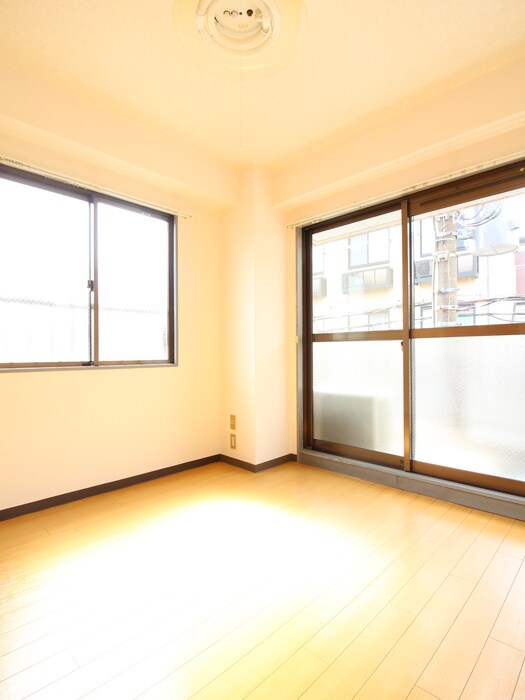 物件内観写真11　(居室)