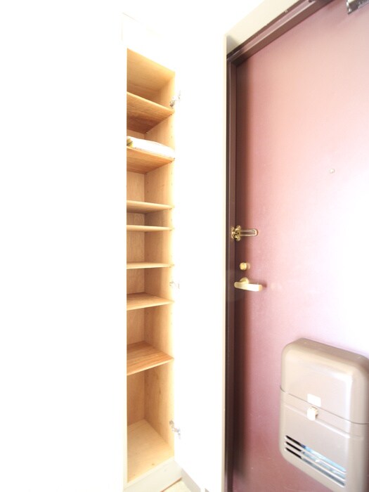 物件内観写真18　(靴箱)