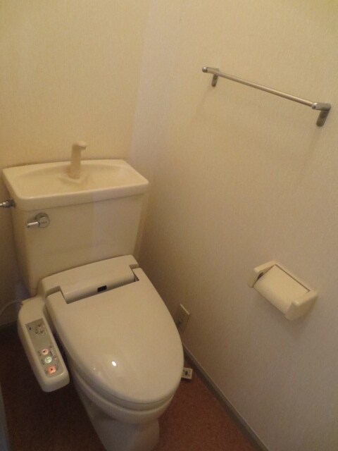 物件内観写真15　(トイレ)