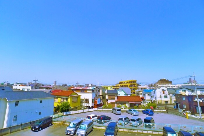 物件内観写真22　(室内からの展望)