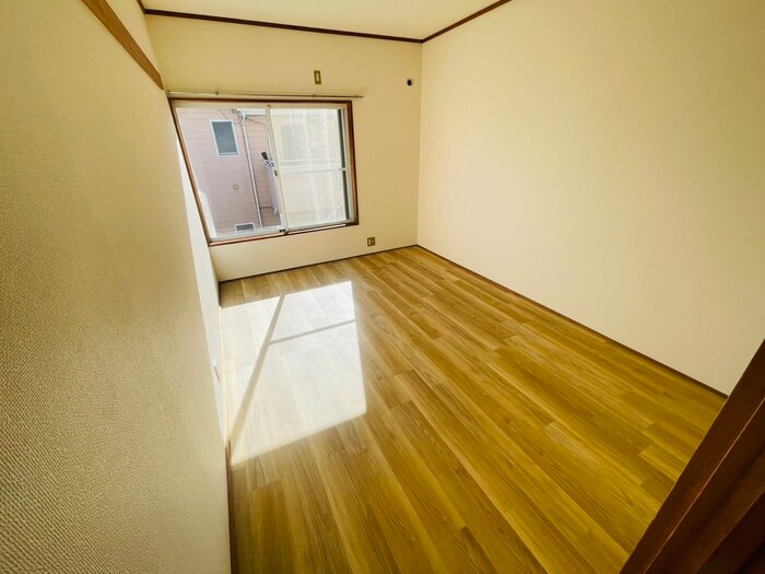 物件内観写真16　(居室)