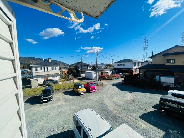 物件内観写真21　(室内からの展望)