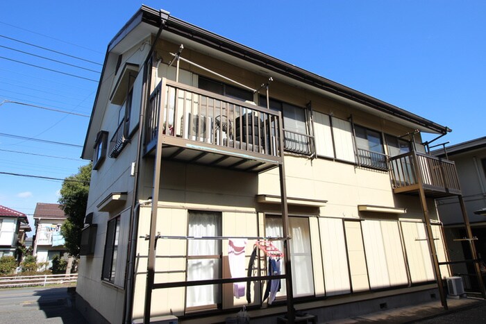 物件外観写真4　(エントランス部分)