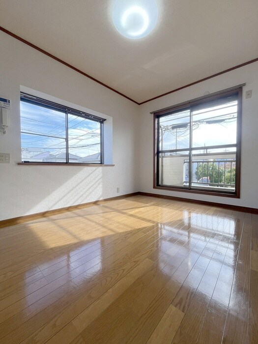 物件内観写真10　(居室)