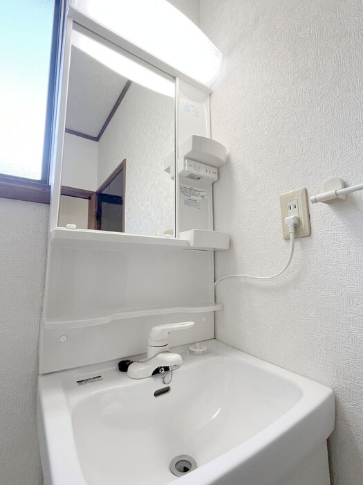 物件内観写真13　(洗面)