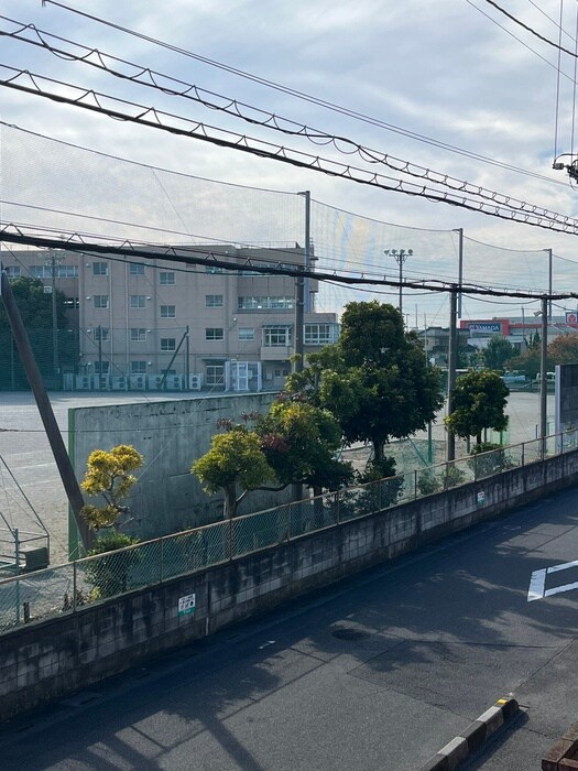 物件内観写真19　(室内からの展望)