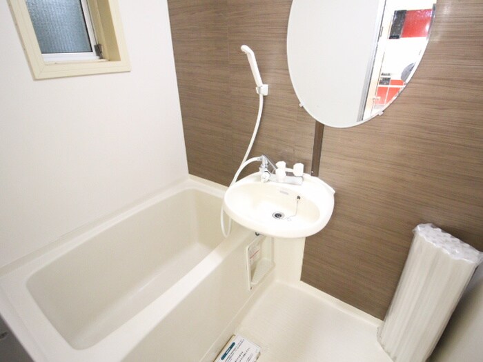 物件内観写真13　(バス／シャワールーム等)