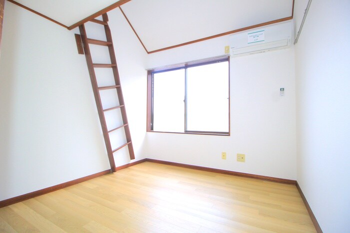 物件内観写真7　(居室)