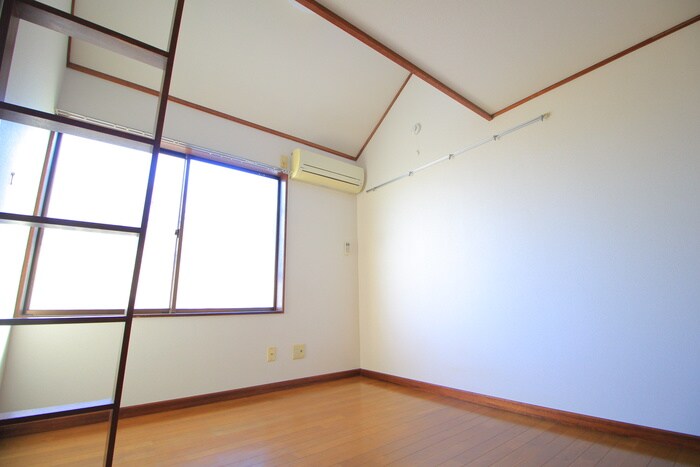 物件内観写真15　(居室)