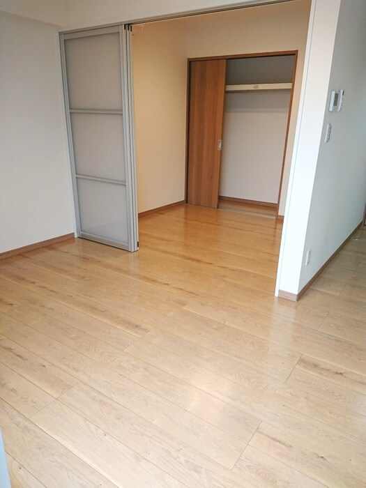 物件内観写真6　(居室)