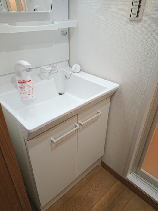 物件内観写真10　(洗面)