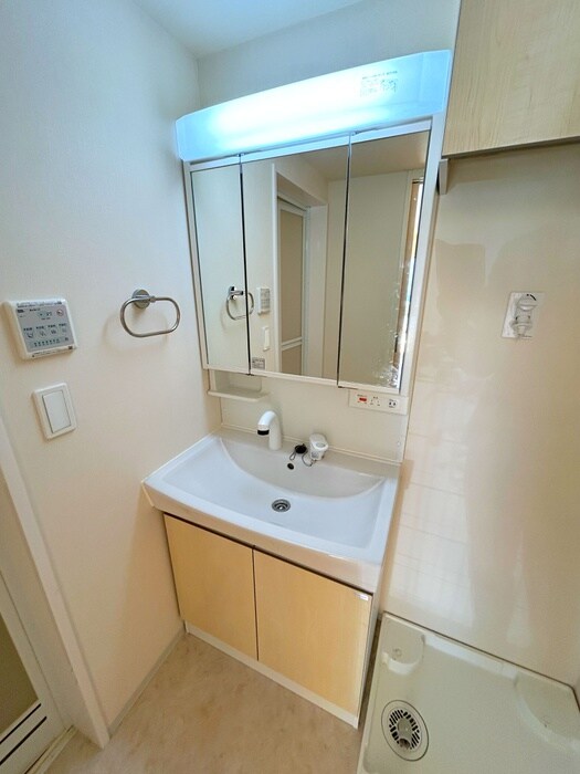 物件内観写真15　(洗面)