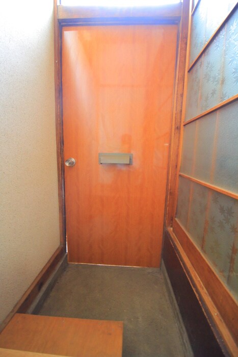 物件内観写真19　(玄関)