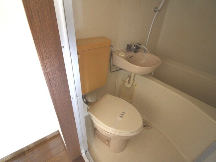 物件内観写真16　(トイレ)