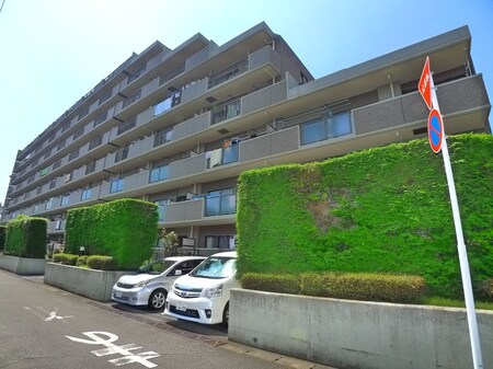 ﾒｿﾞﾝｴｸﾚｰﾚ松戸六高台ﾌｨﾘｱ(311)外観写真