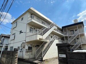小林マンション外観写真
