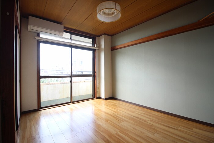 物件内観写真7　(居室)