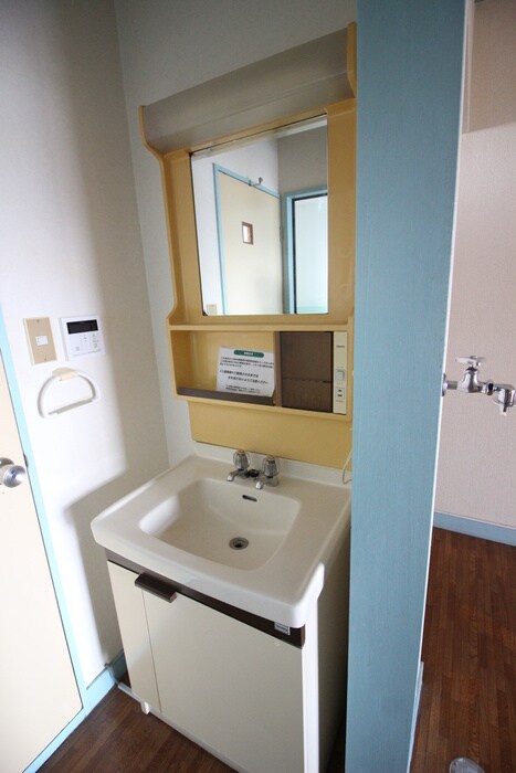 物件内観写真13　(洗面)