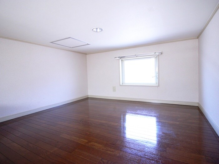 物件内観写真9　(ロフト)