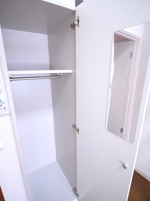 物件内観写真11　(収納)