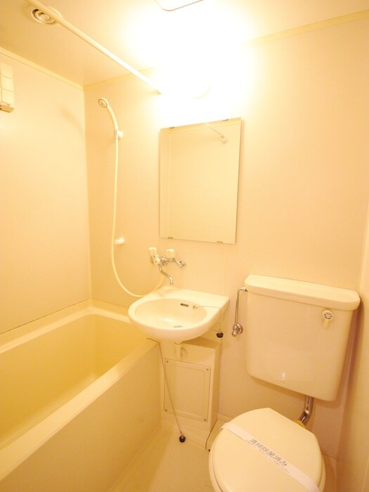 物件内観写真12　(バス／シャワールーム等)